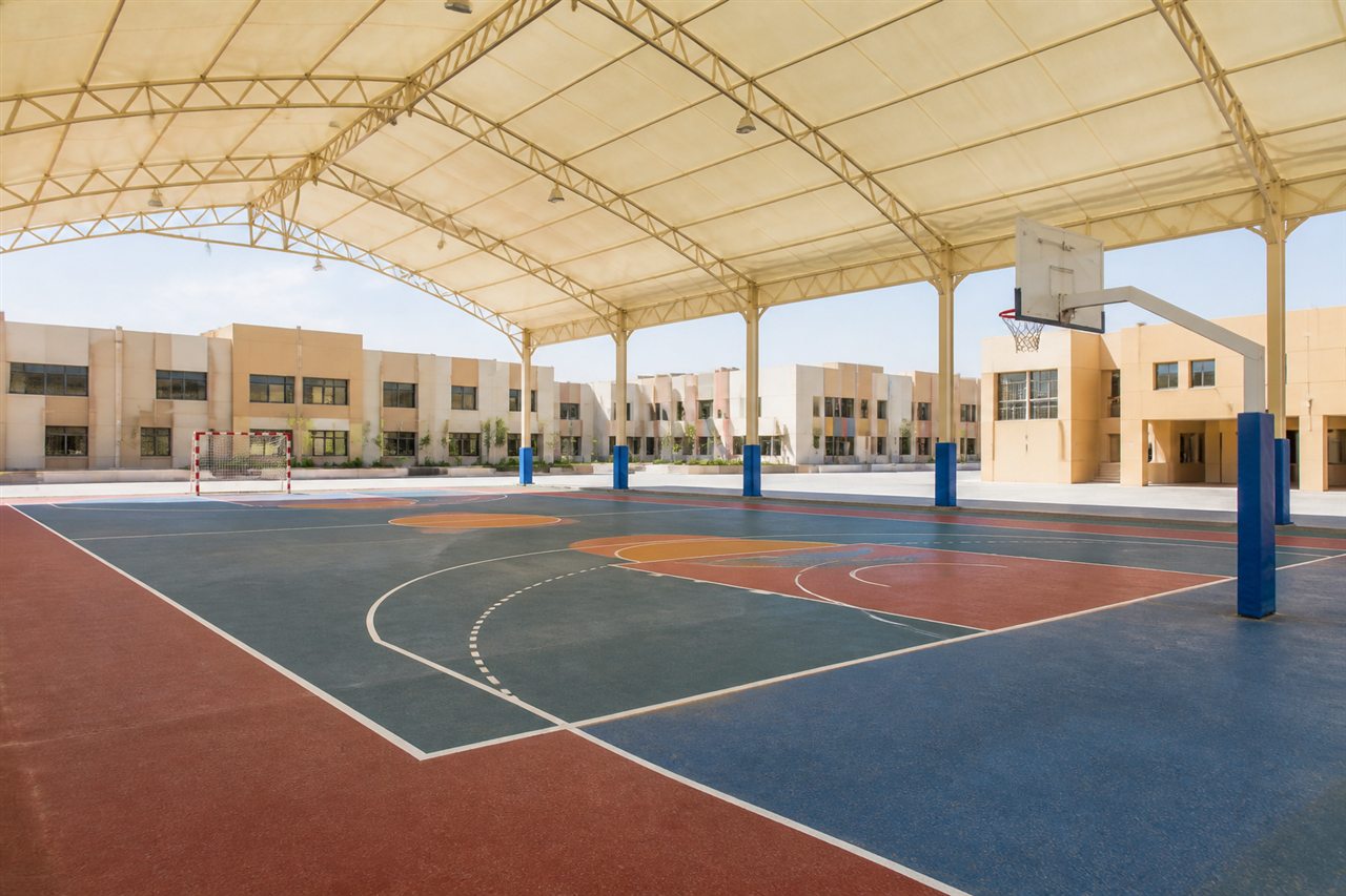 ساحة الأنشطة المظللة